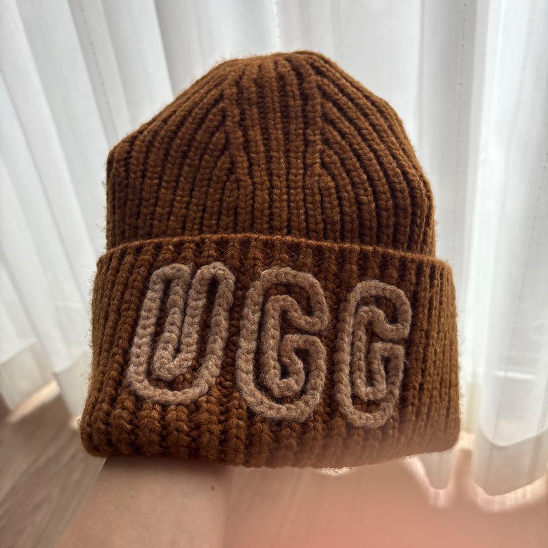 【試着のみ】UGG チャンキー クラフテッド リブ ビーニー　ニット帽