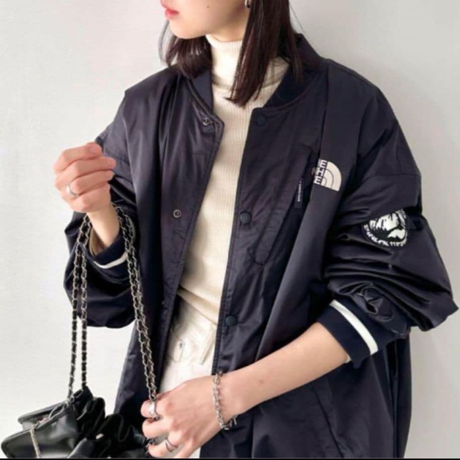 【特価!!】ホワイトレーベル　ノースフェイス　スタジャン　ネイビー　М