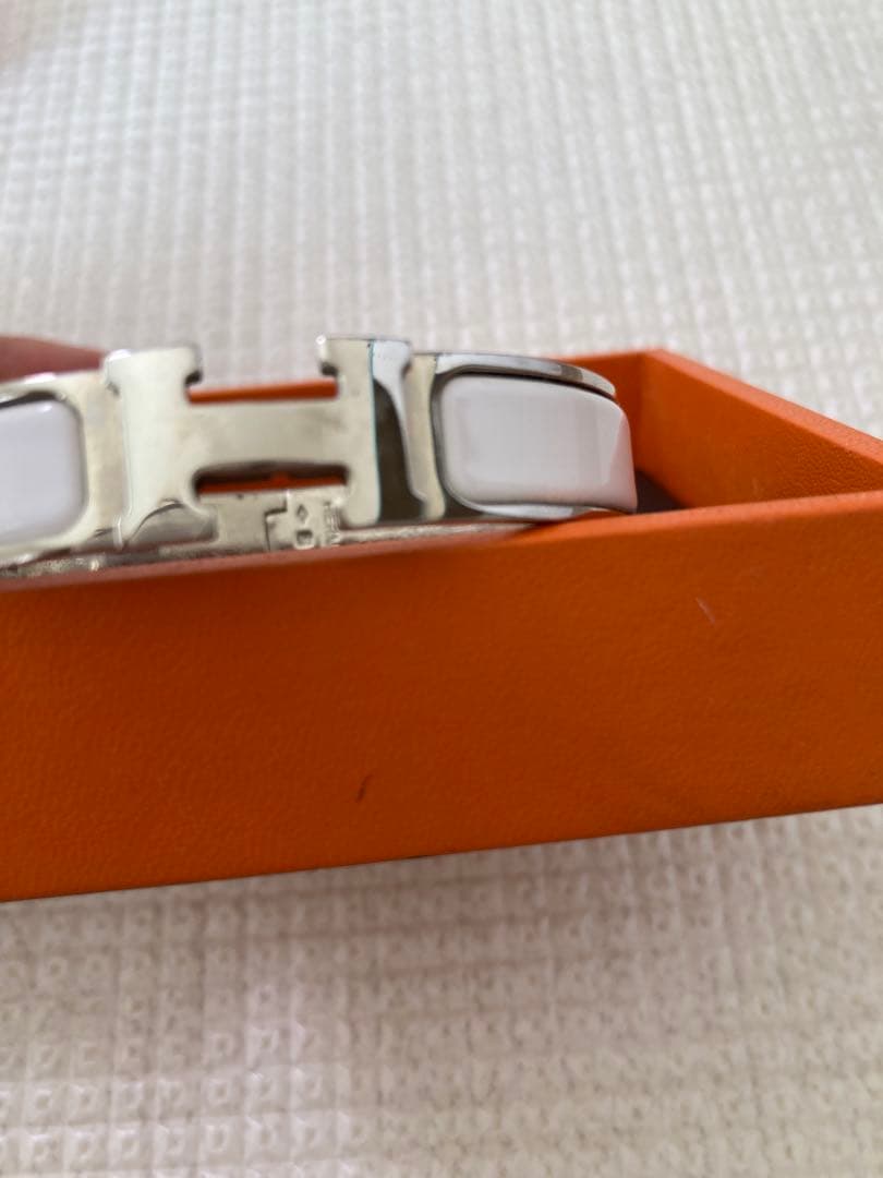 HERMES ホワイト×シルバー バングル