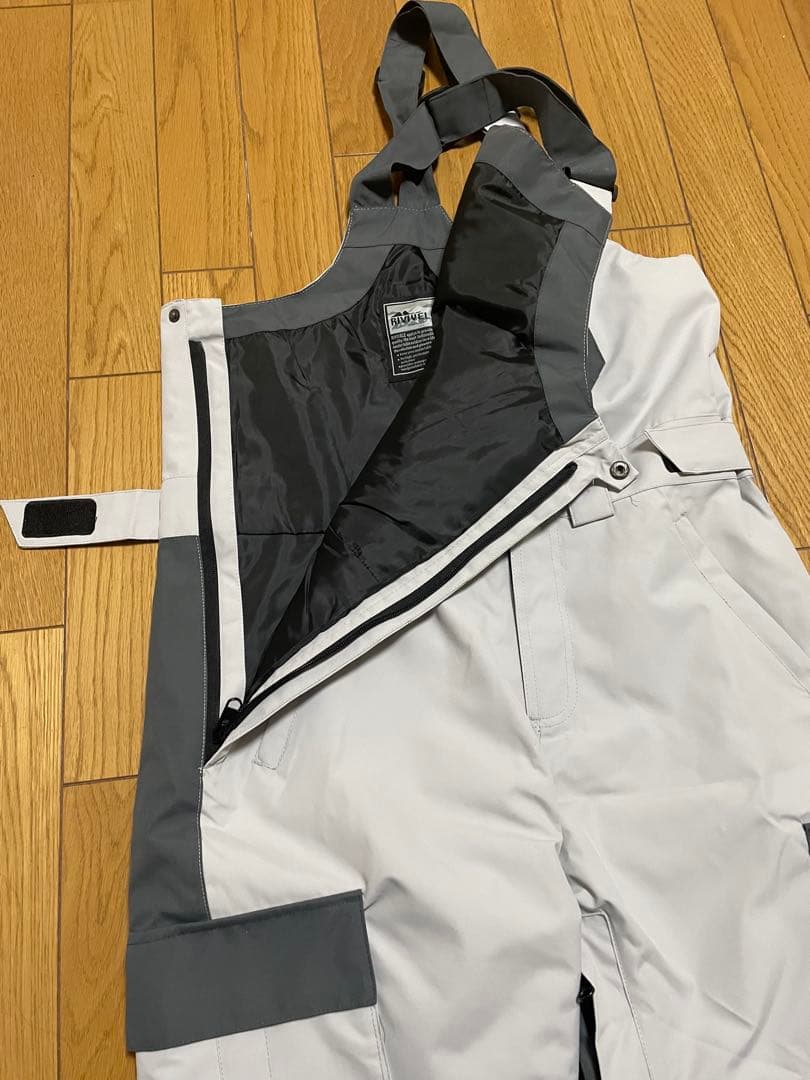 新品未使用　ビブパンツ スノーボードスノボ　グレー