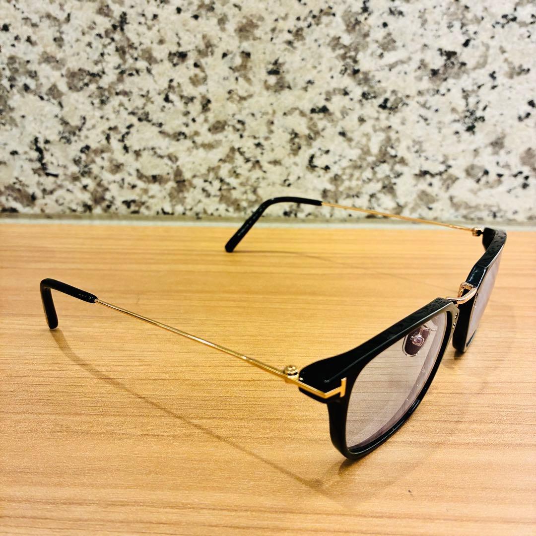 美品 TOM FORD サングラス TF5862-D-B 001 トムフォード