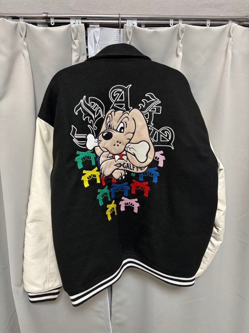 GALFY CRUTCH BRAND スタジャン チャカパッチ　中型犬