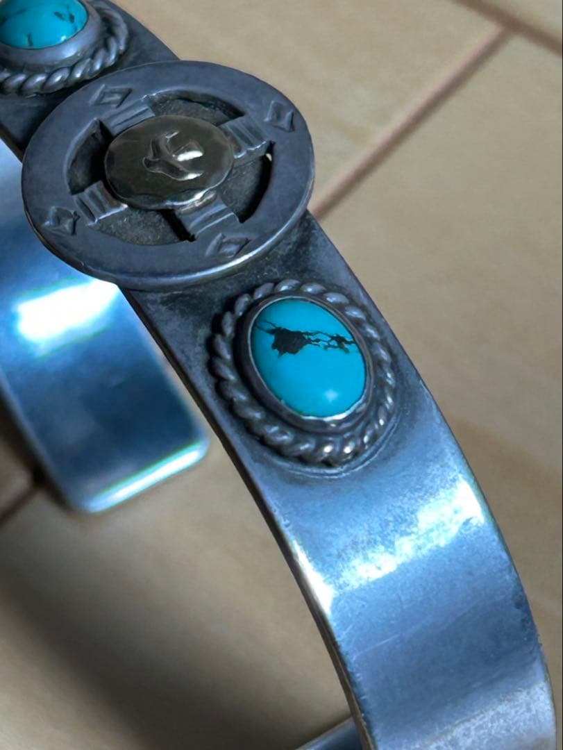 ゴローズ オールド Wターコイズホイールブレス スタンプ2羽 M - メルカリ