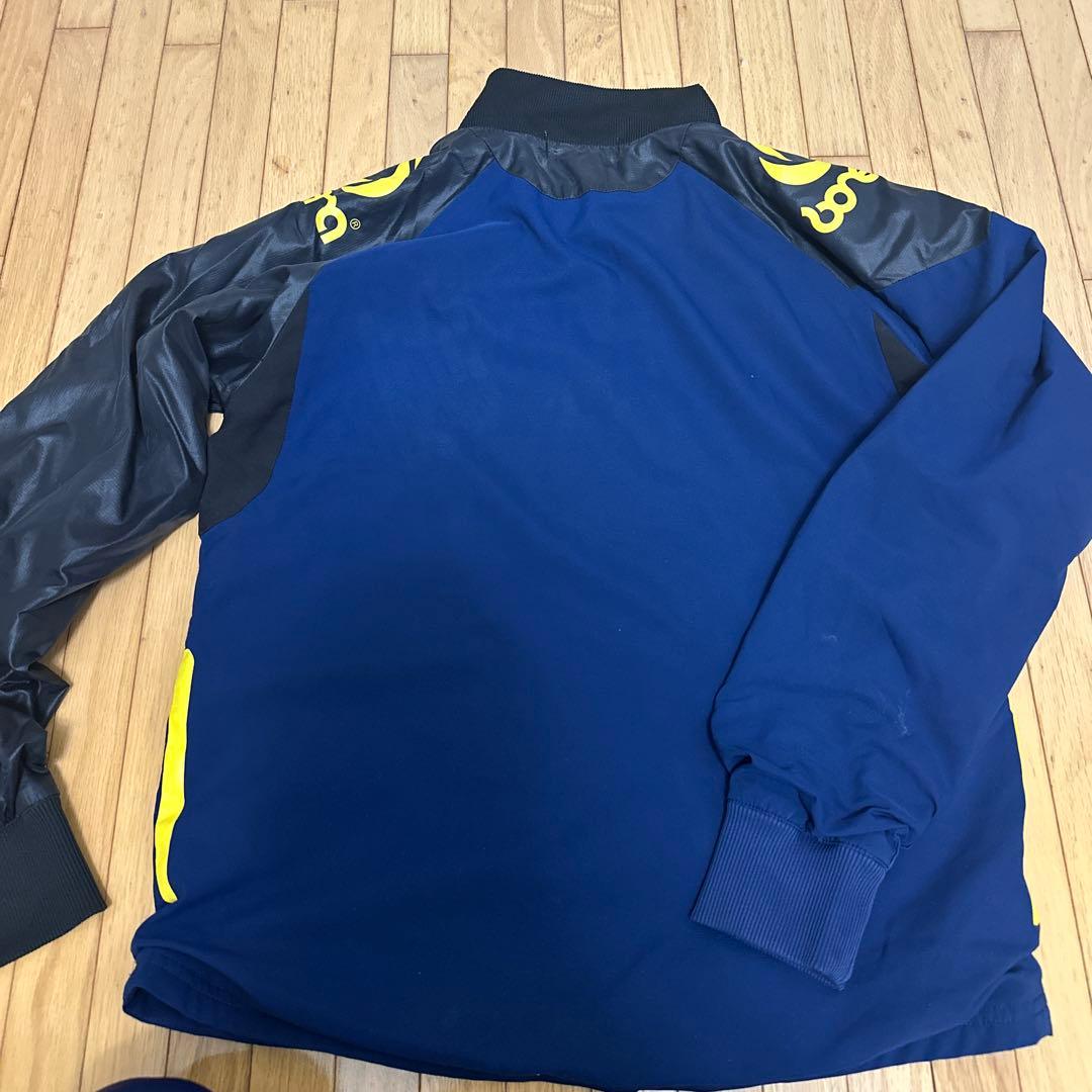 ギラヴァンツ北九州 激レア ピステ・ウィンドブレーカー 支給品 - メルカリ