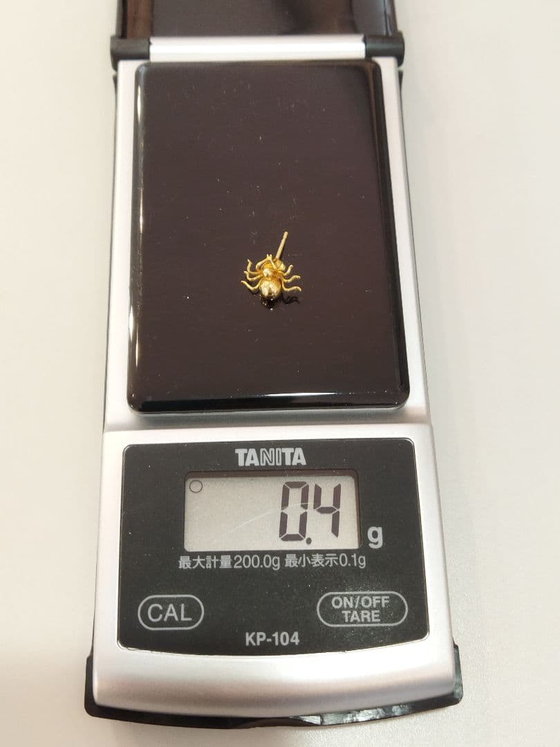 K18 蜘蛛デザインのピアス 約0.4g