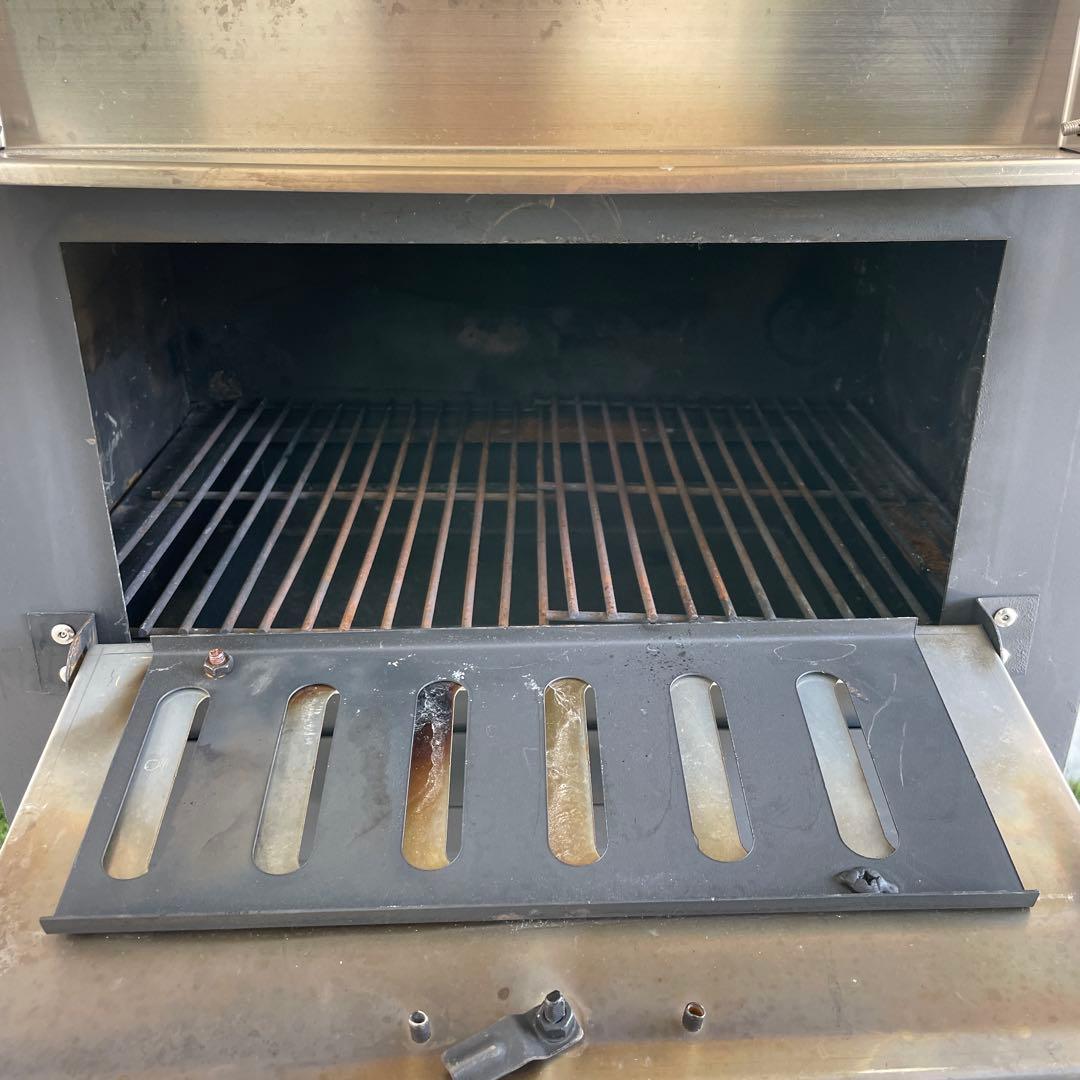 ピザ窯　持ち運びOK　アウトドア　ステーキ　バーベキュー