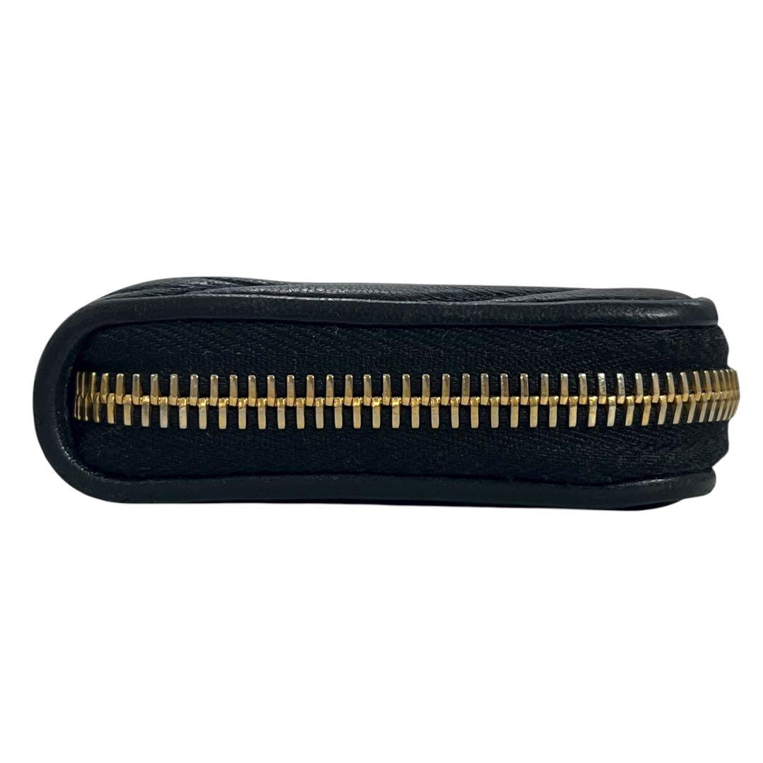 希少✨ミュウミュウ ケース ファスナー マトラッセ ロゴ金具 ブラック