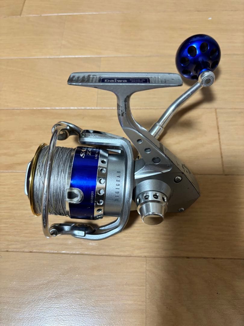Daiwa ソルティガZ 4500 スピニングリール