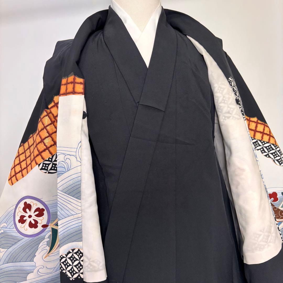 七五三★男児　羽織　着物　袴セット★3歳～ ★黒★古典★　小物付き u-341