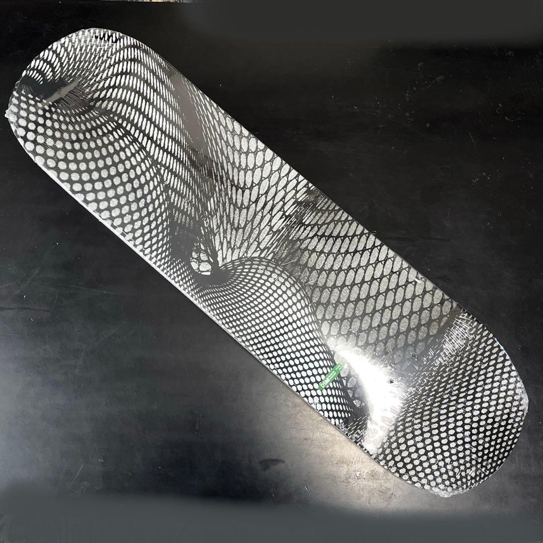 森山大道　エビセンスケートボードデッキ　絶版品　アート作品　入手困難　網目