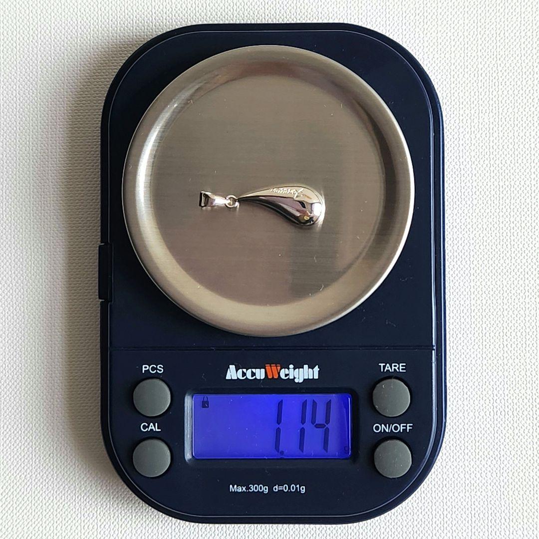 プラチナPt900　 ティアドロップ　ペンダントトップ　チャーム 刻印あり