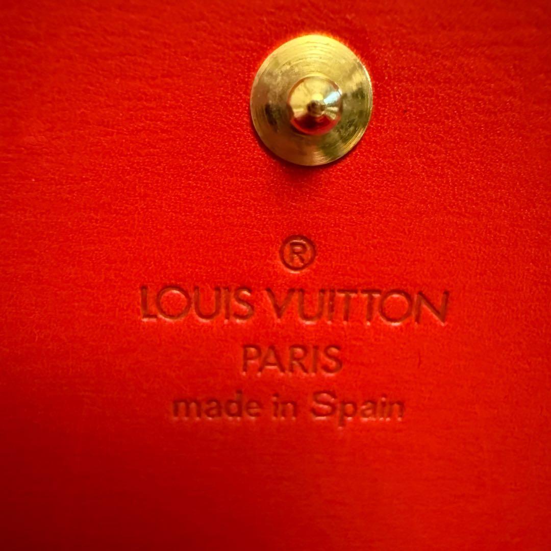 LOUIS VUITTON ポルトトレゾール・インターナショナル レッド エピ