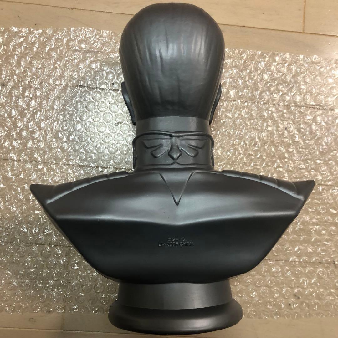 ギレン・ザビ胸像 「機動戦士ガンダム」 ビッグオブジェ - メルカリ