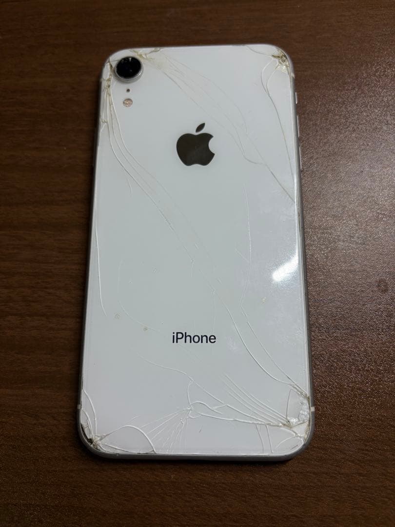 ジャンク品】iPhone XR ホワイト 本体