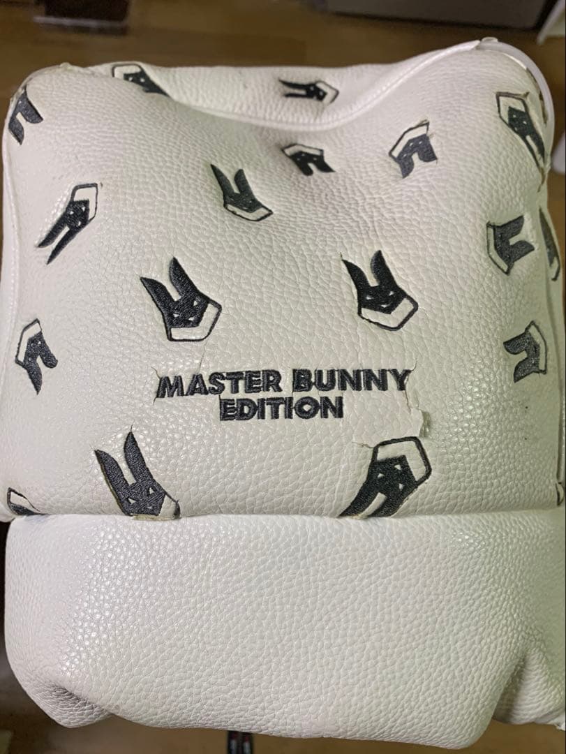 マスターバニーキャディバック　アイアンカバー付き