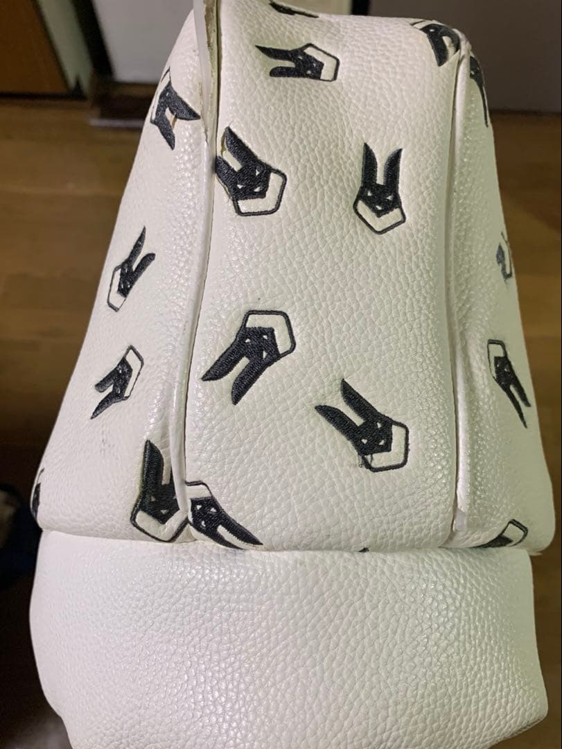 マスターバニーキャディバック　アイアンカバー付き