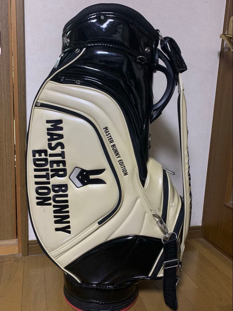 マスターバニーキャディバック　アイアンカバー付き