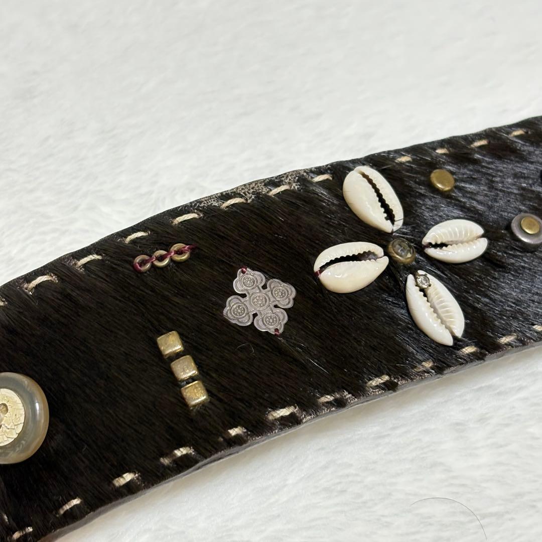 激レア gunda ガンダ 装飾 レザーバングル ハラコ メダイ