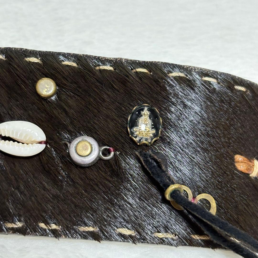 激レア gunda ガンダ 装飾 レザーバングル ハラコ メダイ