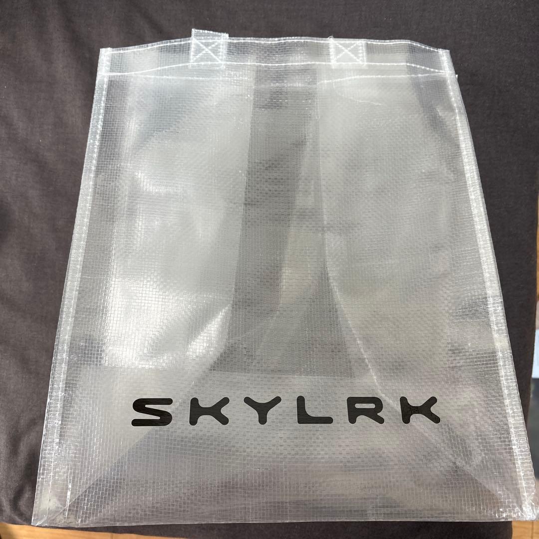 skylark ビーニー　黒