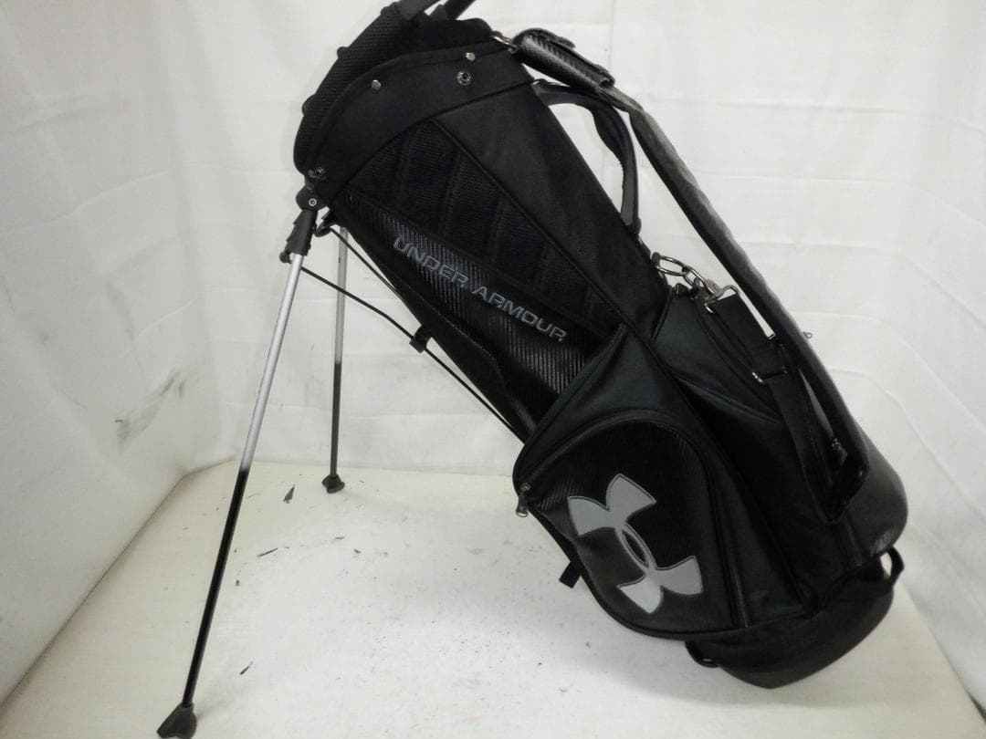 アンダーアーマー★UNDER ARMOUR★9.0型★入手困難★良品★スタンド