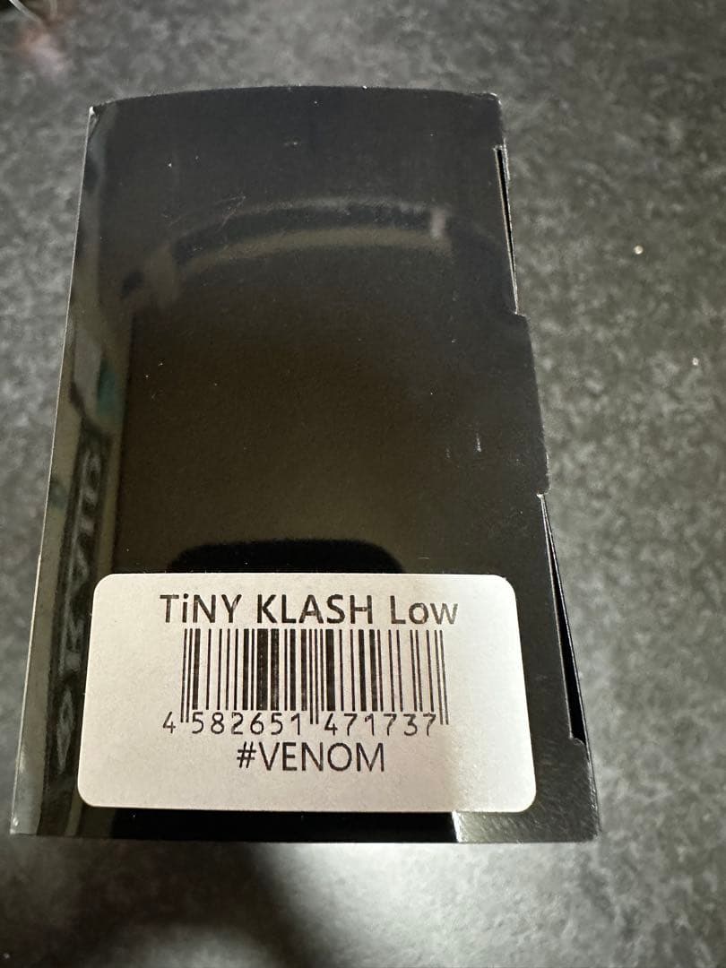 DRTタイニークラッシュlow ヴェノム