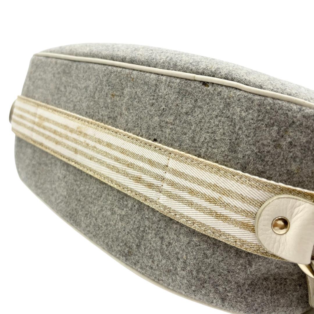 良品　バーバリー　ブルーレーベル　ワンショルダーバッグ　肩掛け　Burberry