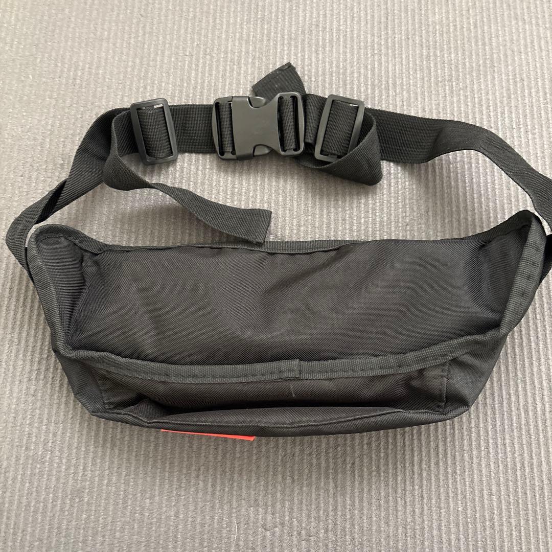 Supreme ボディバッグ・ウエストポーチ ブラック