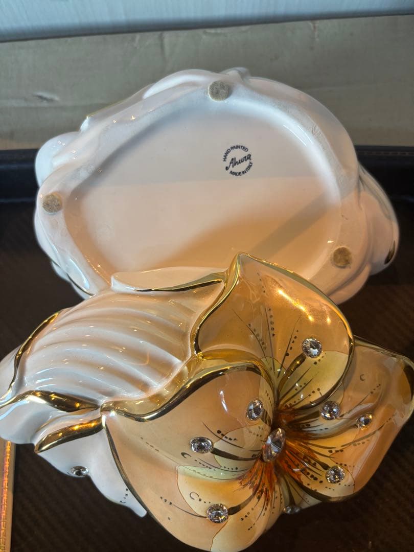 AHURA 花形陶器ボウル スワロスキー