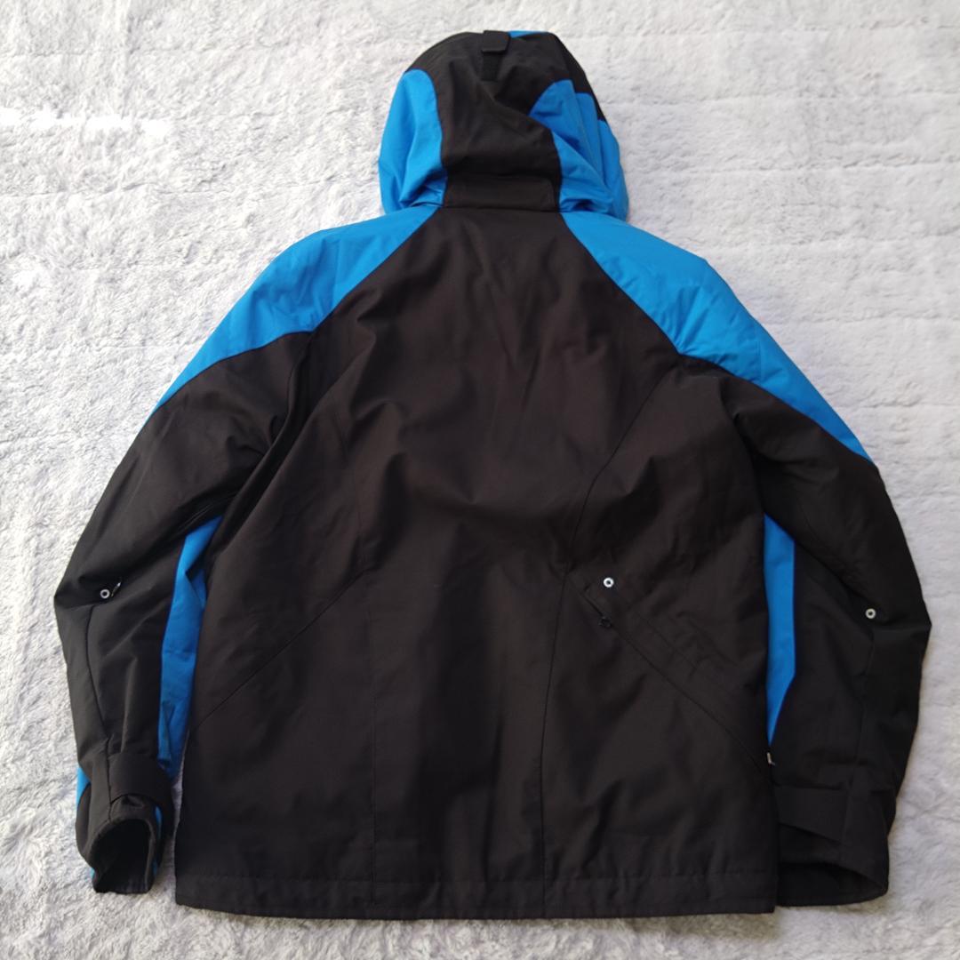 DESCENTE　スキーウェア　スマホ用ポケット　中綿　保温機能ヒートナビ　M