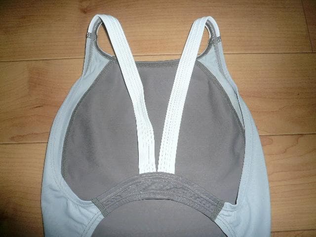 【SPEEDO】貴重な灰カラー！ファーストスキン FS２ 競泳水着 ハイレグ