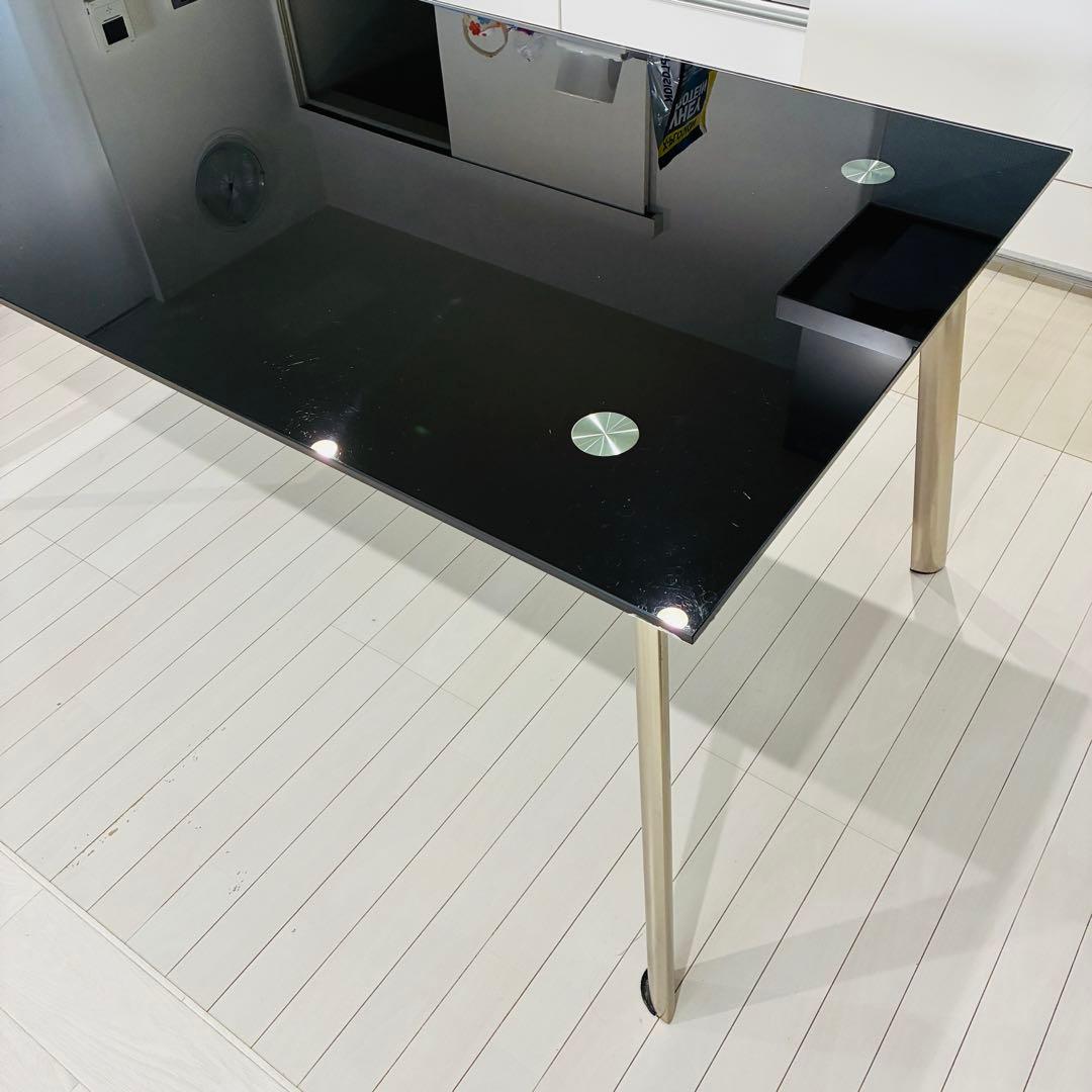 引取り限定　ブラック　ガラステーブル　ダイニング