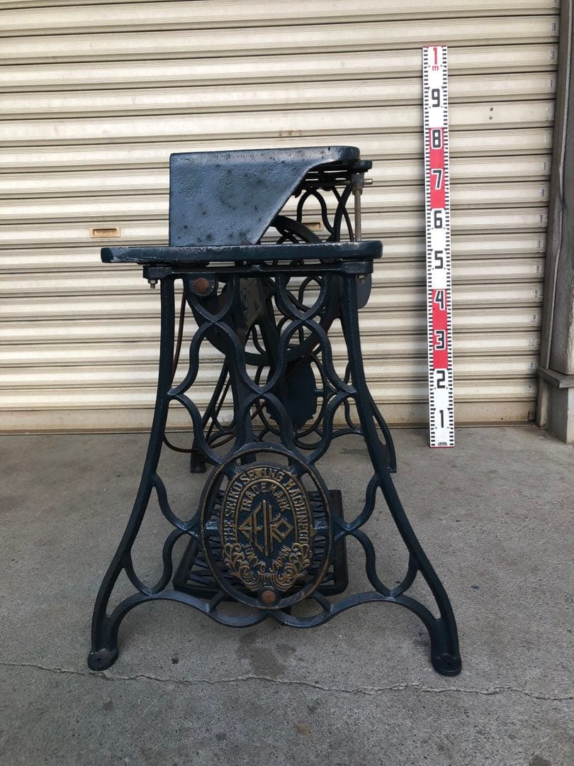 SEIKO 鋳物台 アンティーク オブジェ セイコー ミシン鉄脚 - メルカリ