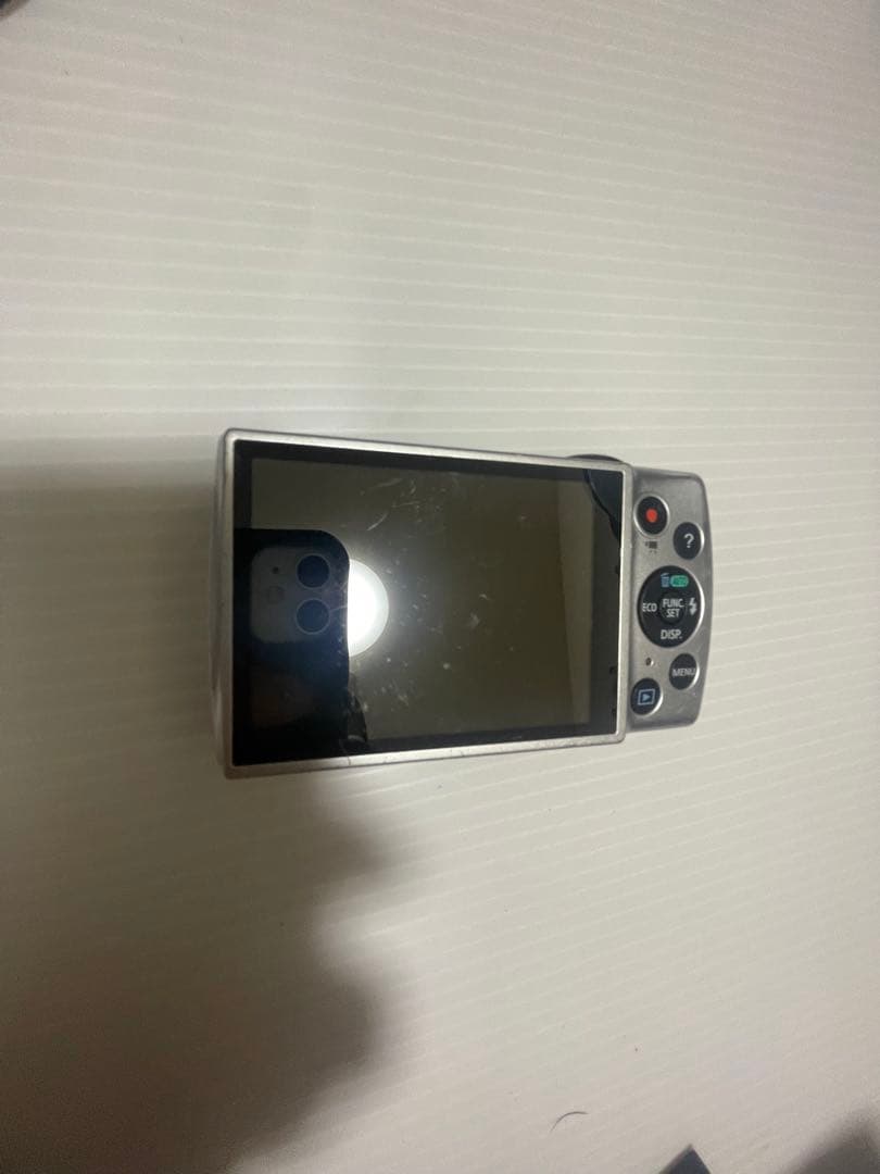 Canon パワーショット　A2600 カメラ