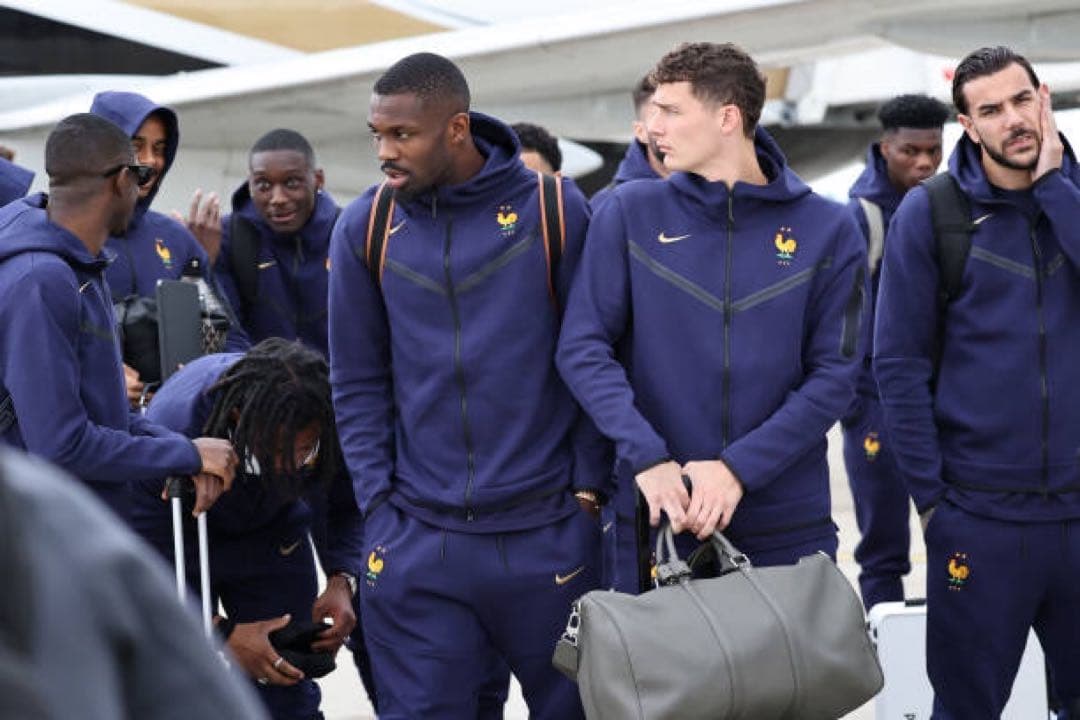 NIKE フランス代表 テックフリース パンツ - メルカリ