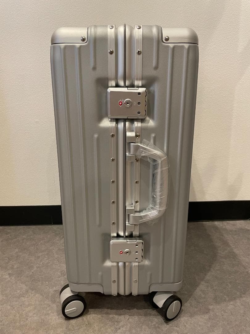 リベティ多機能キャリーケース【マットシルバーSサイズ】60