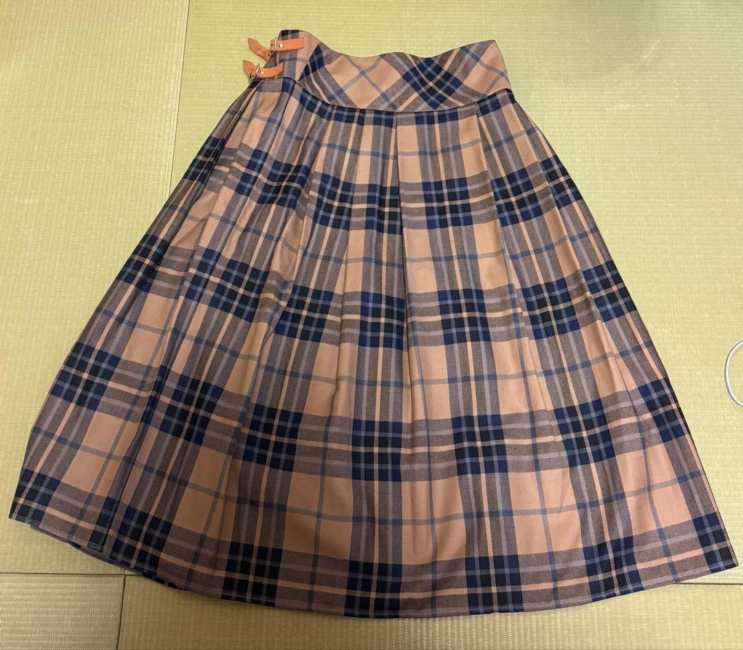 期間限定値下オニールオブダブリン　バスクスイングキルトスカート　10 ベージュ系