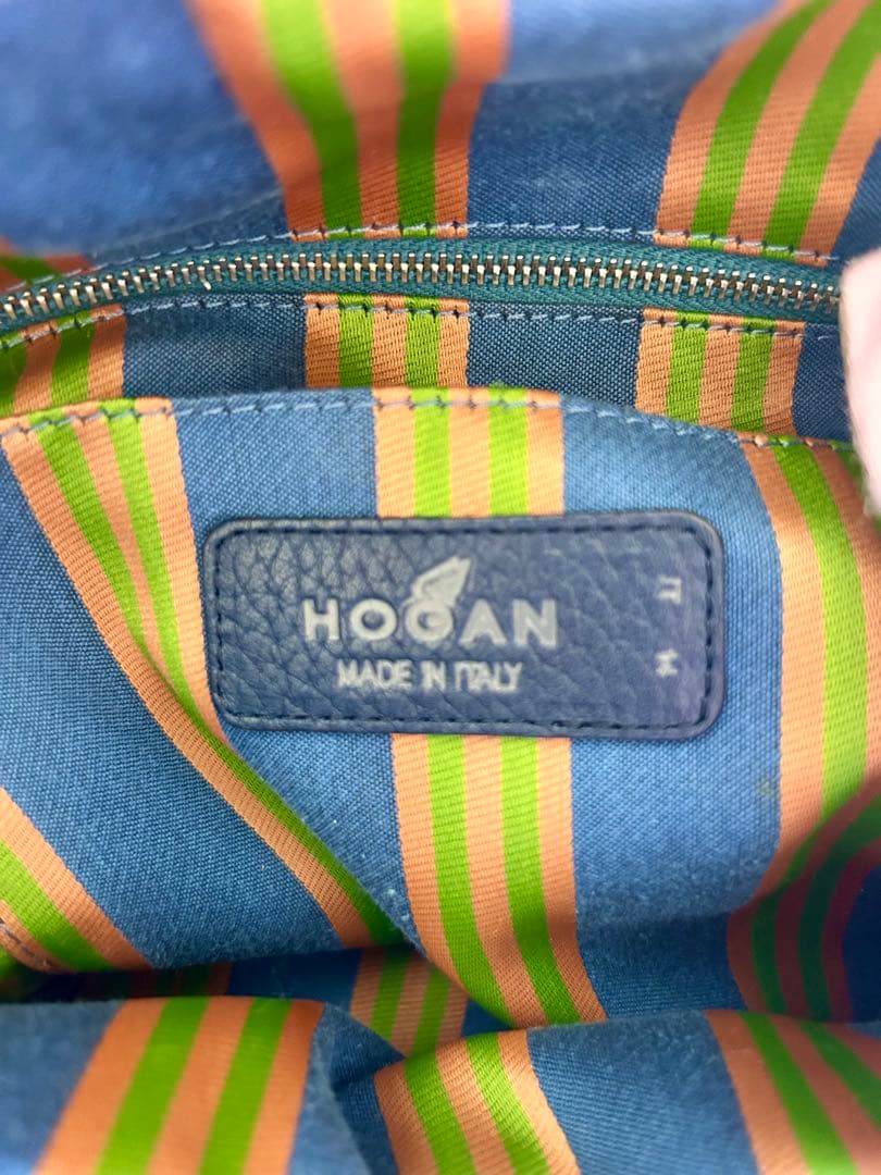 HOGAN ホーガン】ホワイトレザーバッグ イタリア発の高級ブランド