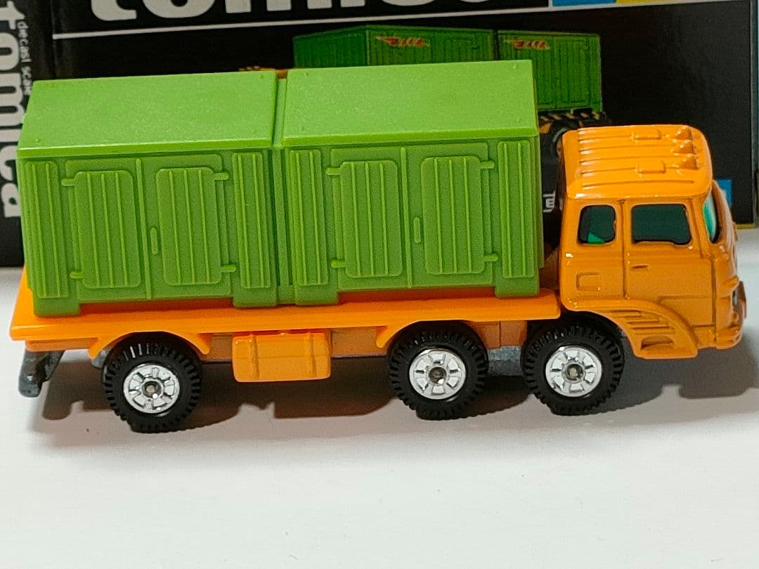 黒箱トミカ 90　ふそうコンテナ運搬車　美品　日本製　デッドストック