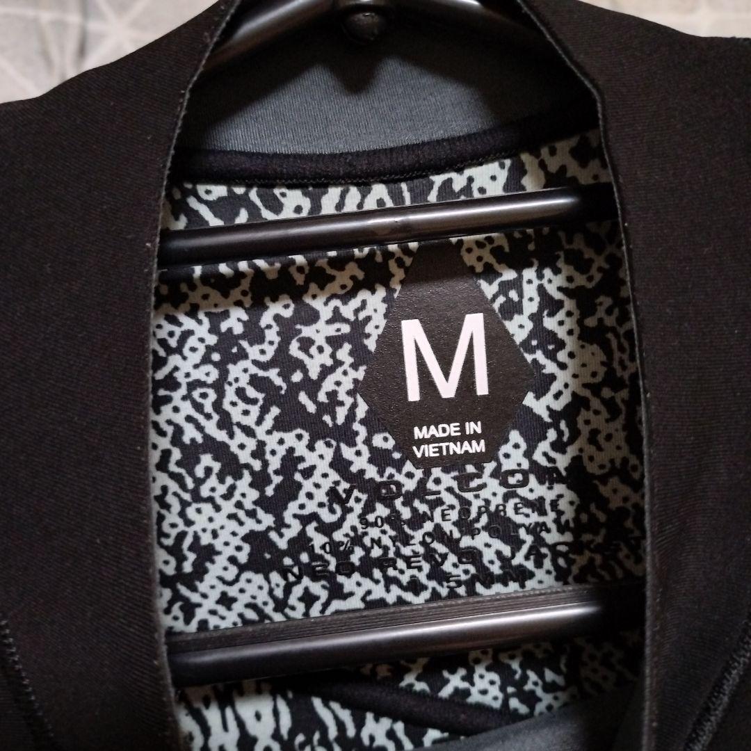 VOLCOM ボルコム　1.5ミリ　タッパー