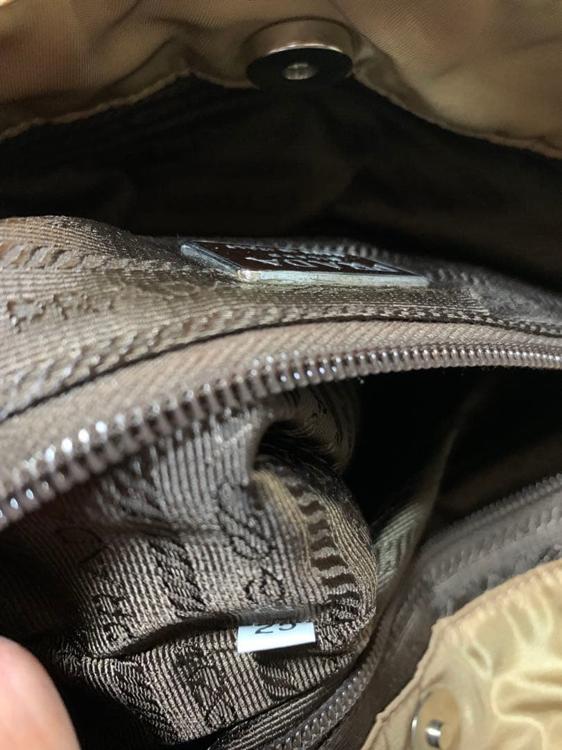 プラダ　チェーンショルダーバッグ　ハンドバッグ