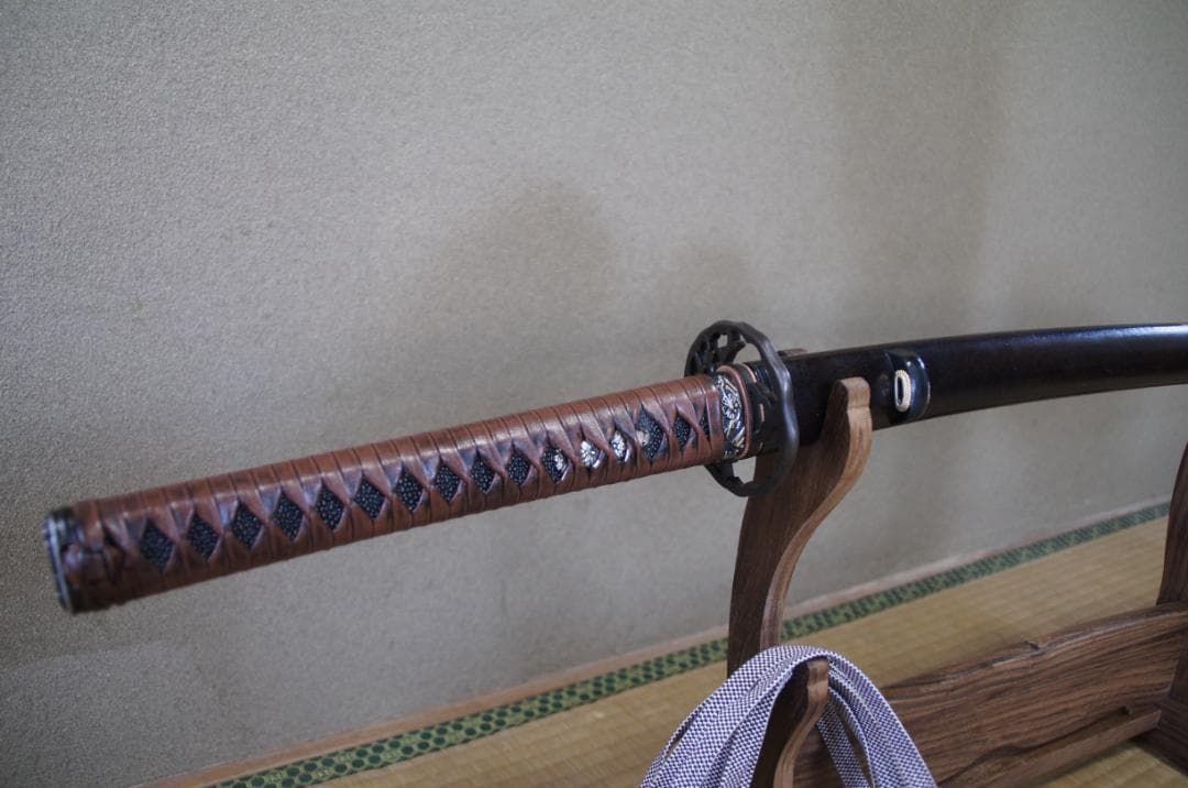 「週末特価」革巻き柄　塗分鞘　美術模擬刀　72cm　963g