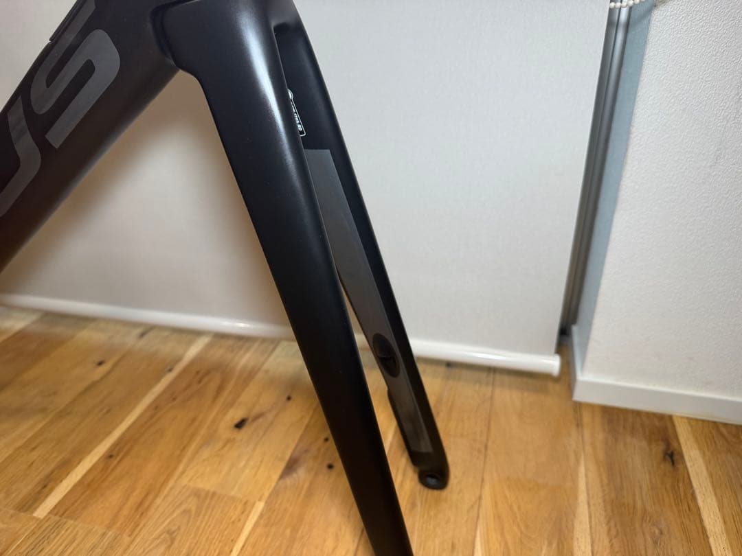 FOCUS IZALCO MAX DISC 9　フレームセット　最終値下げ