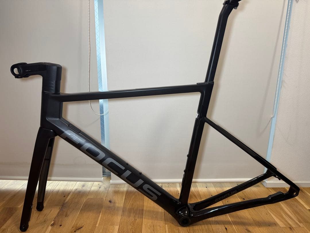 FOCUS IZALCO MAX DISC 9　フレームセット　最終値下げ