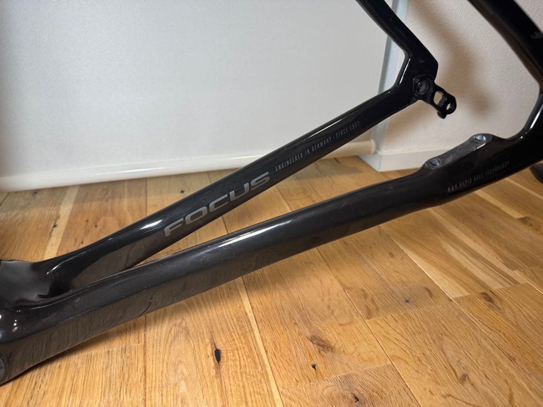 FOCUS IZALCO MAX DISC 9　フレームセット　最終値下げ