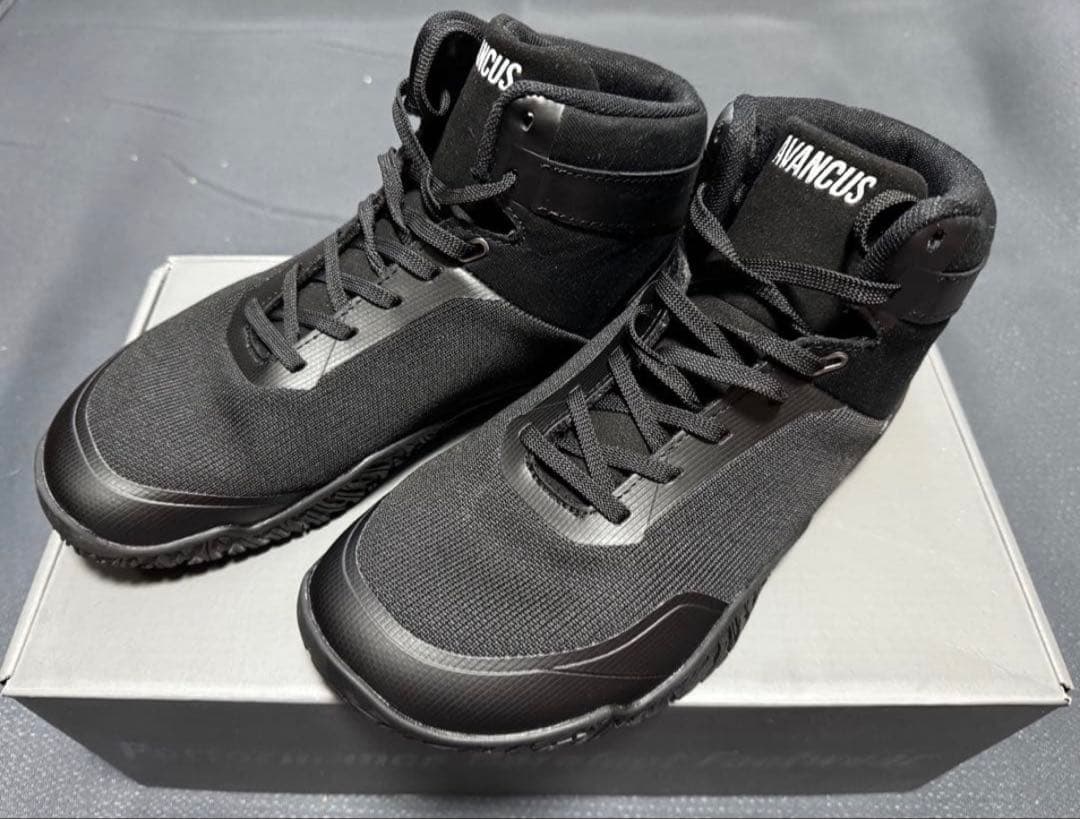 【鶴谷シモン選手着用】AVANCUS トレーニングシューズ 値下げ可！