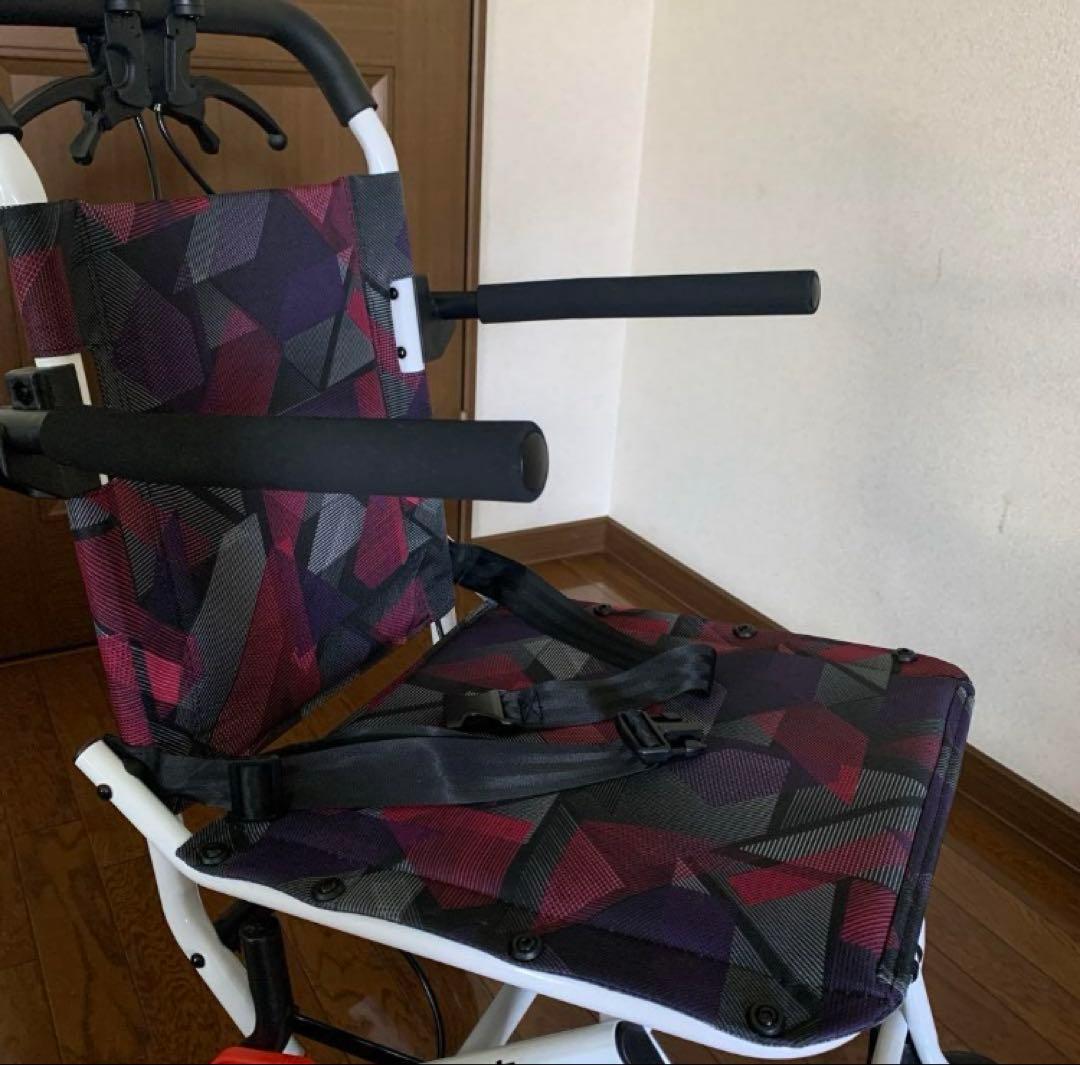 YLOVABLE 自立式　介助型簡易車椅子　ブレーキ付き　※難あり