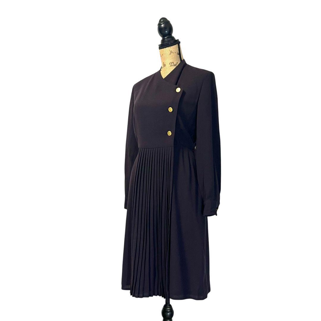 【金ボタン】【L】Salvatore Ferragamo プリーツ ワンピース