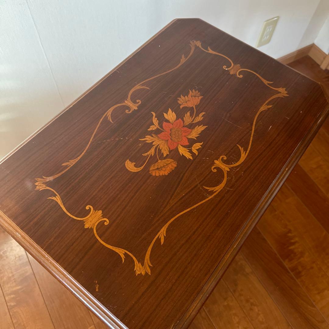 新しい家具・インテリア - 象嵌♦︎木製花柄装飾2段サイドテーブル