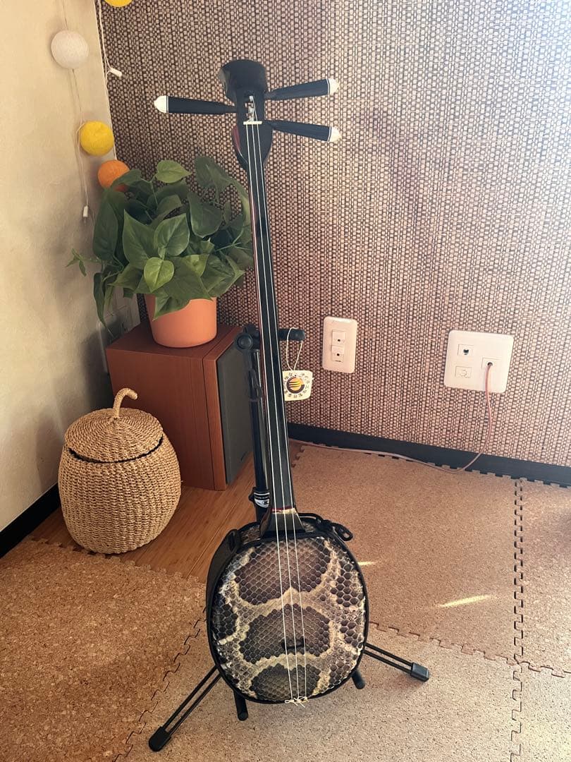 三線 沖縄 伝統工芸士製作 カミゲン一枚貼り(本張)(製作証明あり)(最終